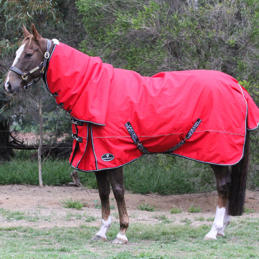 Red Aussie Bushmaster 2000 Denier 300 GSM Polyfill Waterproof & Breathable Winter Horse Rug